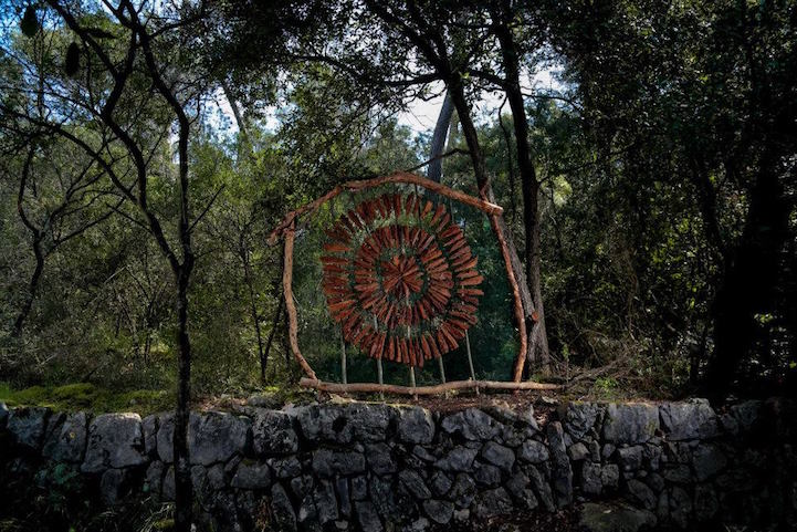 The enchanted forest. Deep in the woods of south France, Spencer Byles created a mysterious wonderland through a series of spectacular, organic sculptures. 