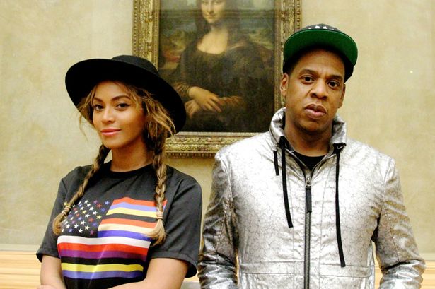 Beyonce and Jay Z a the Louvre. Beyonce took to the Internet this week to voice her respect for artist Hank Willis Thomas. 