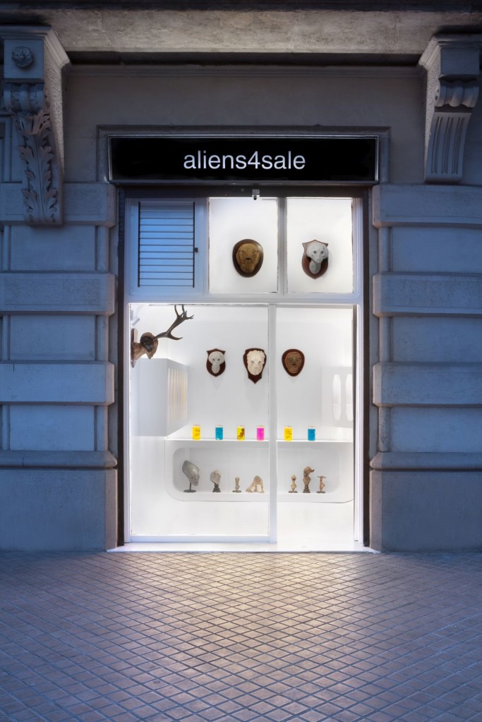 aliens4sale sells aliens in the Passeig de Sant Joan, Eixample district Barcelona